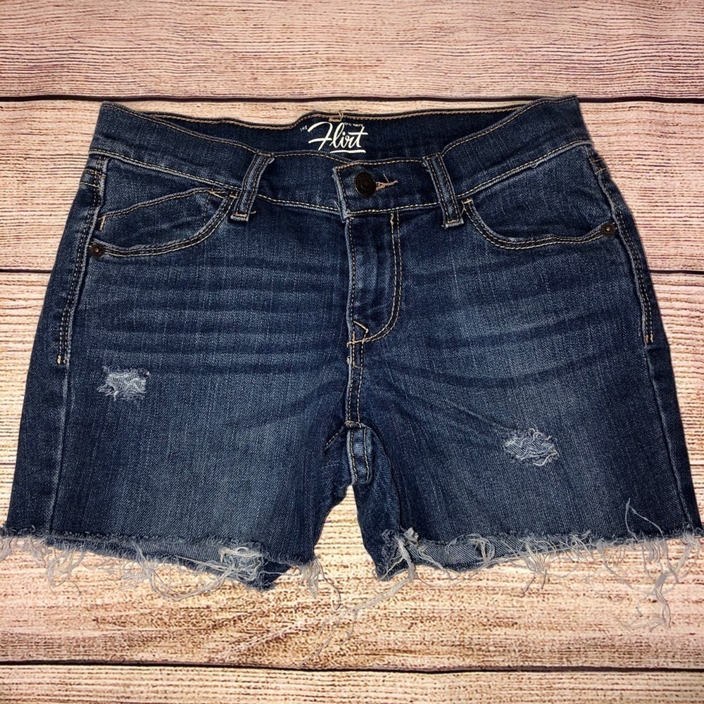 Cut-off Jean Shorts - Picture 1 of 6